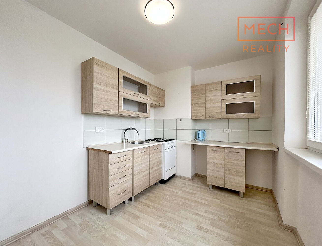 Pronájem bytu 2+1 50 m² – fotografie 2
