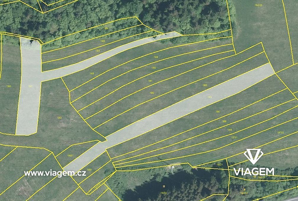 Prodej pole 2 728 m²