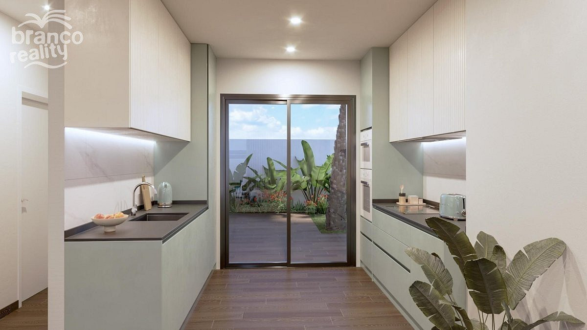 Prodej domu 134 m² s pozemkem 200 m² - Más