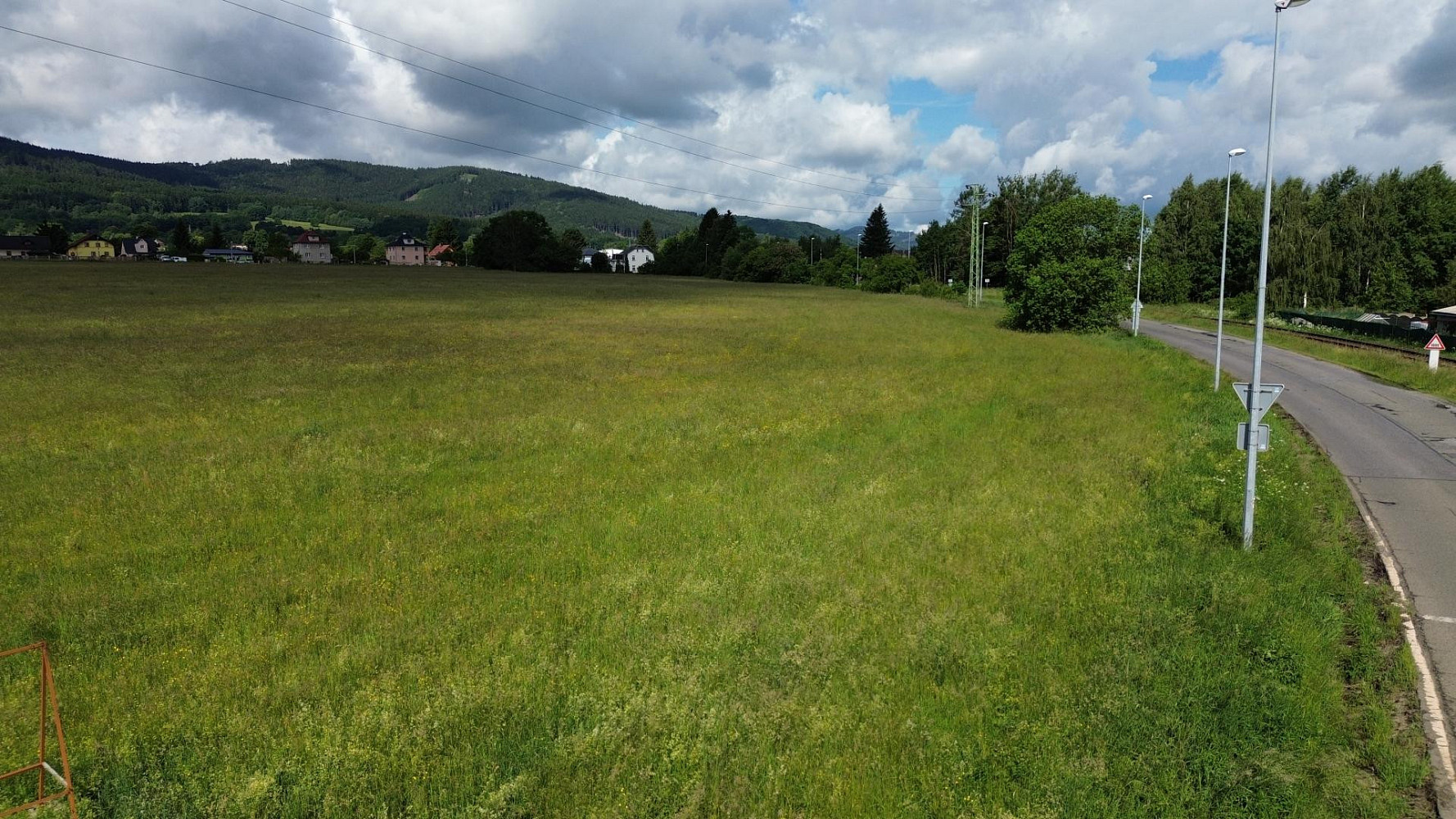 Prodej komerčního pozemku 13 397 m², Liberec