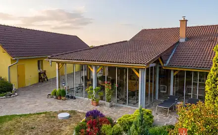Prodej domu 128 m² s pozemkem 853 m², Křenek, okres Praha-východ