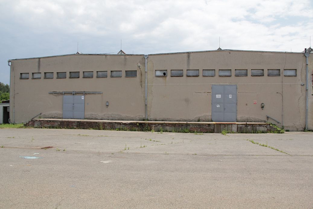 Pronájem výrobních prostor 596 m²