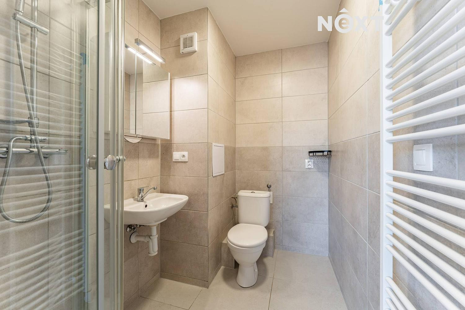 Pronájem bytu 3+1 74 m² — photo 2