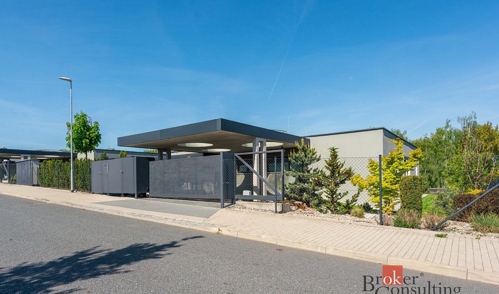 Pronájem domu 162 m² s pozemkem 916 m², Průhonice – náhled fotky 33