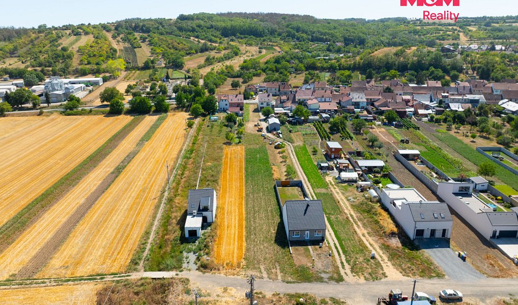 Prodej stavebního pozemku 1 026 m², Blučina – náhled fotky 3