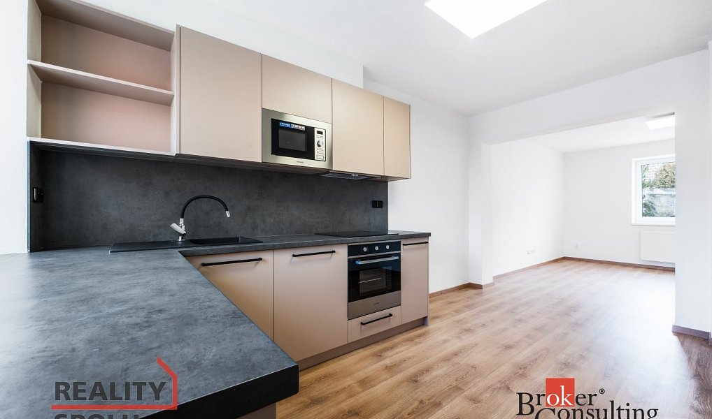 Prodej domu 216 m² s pozemkem 605 m², Bučovice – náhled fotky 21