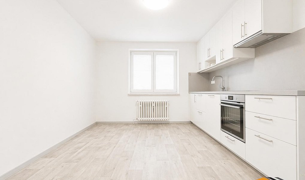 Pronájem bytu 2+1 48 m², Žďár nad Sázavou – fotka 1 z 7