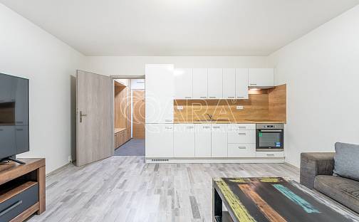Pronájem bytu 1+kk 30 m², Ševelova, Brno - Líšeň