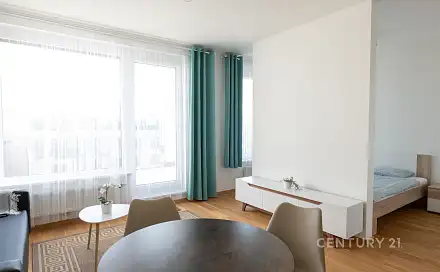 Pronájem bytu 2+kk 62 m², Smržových, Praha 9 - Vysočany