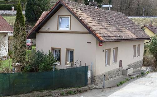 Prodej domu 160 m² s pozemkem 130 m², Růžová, Sázava, okres Benešov