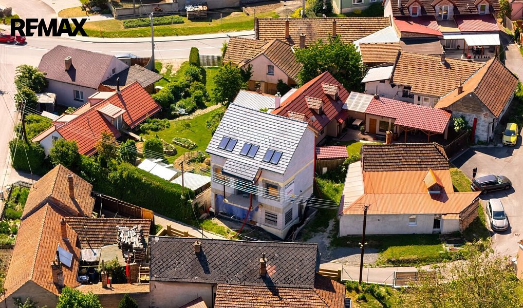 Prodej domu 158 m² s pozemkem 137 m², Roštín – náhled fotky 2