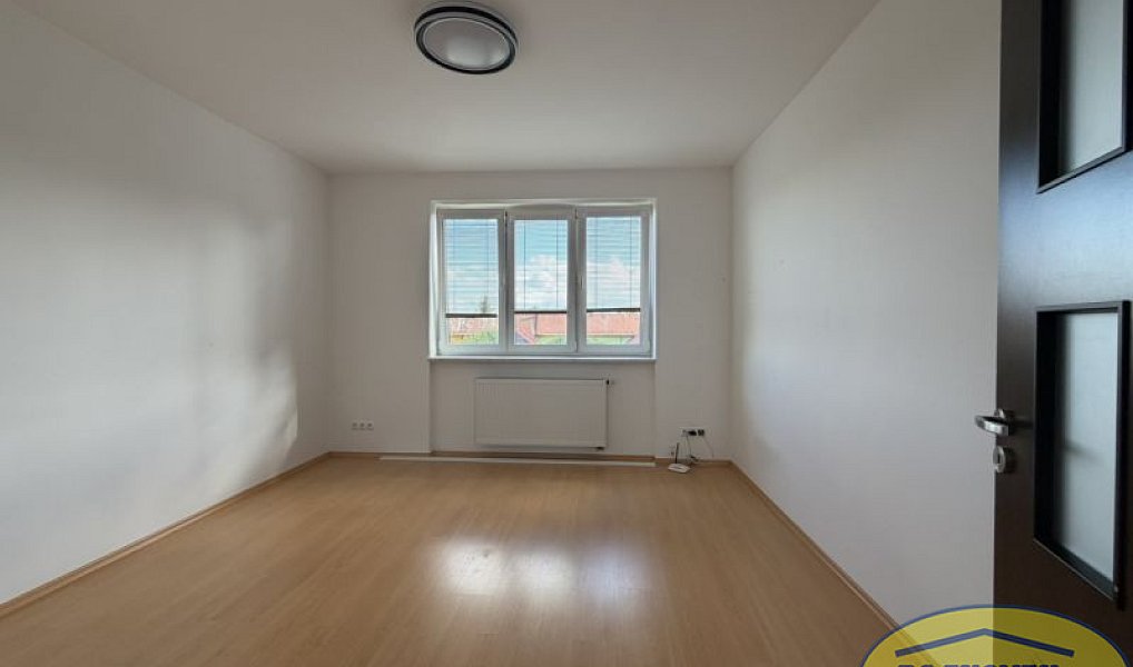 Pronájem bytu 3+1 87 m², Holešov – náhled fotky 9