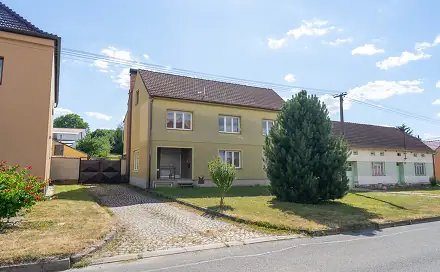 Prodej domu 258 m² s pozemkem 2 226 m², Rašovice, okres Vyškov