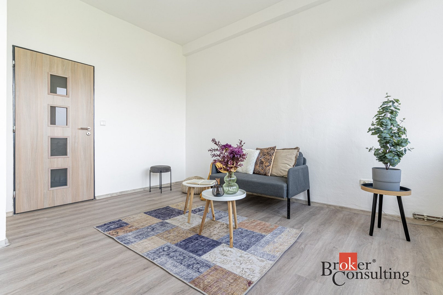 Pronájem bytu 3+kk 68 m² – fotografie 3