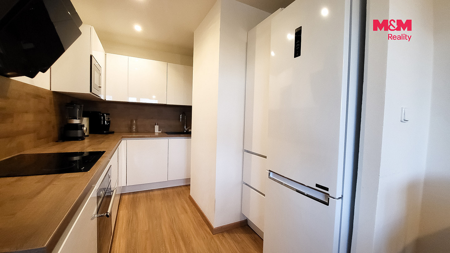 Pronájem bytu 3+kk 90 m² – fotografie 2