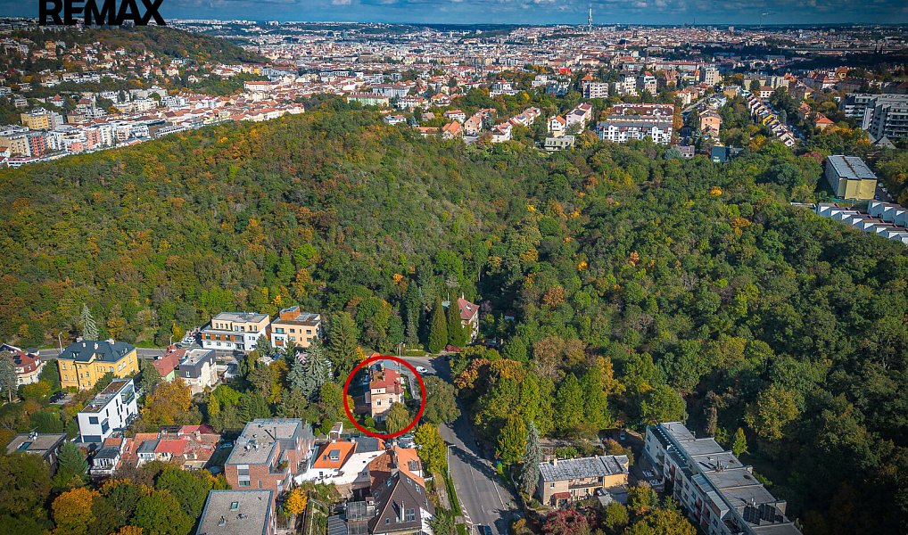 Prodej domu 269 m² s pozemkem 496 m², Praha – náhled fotky 3