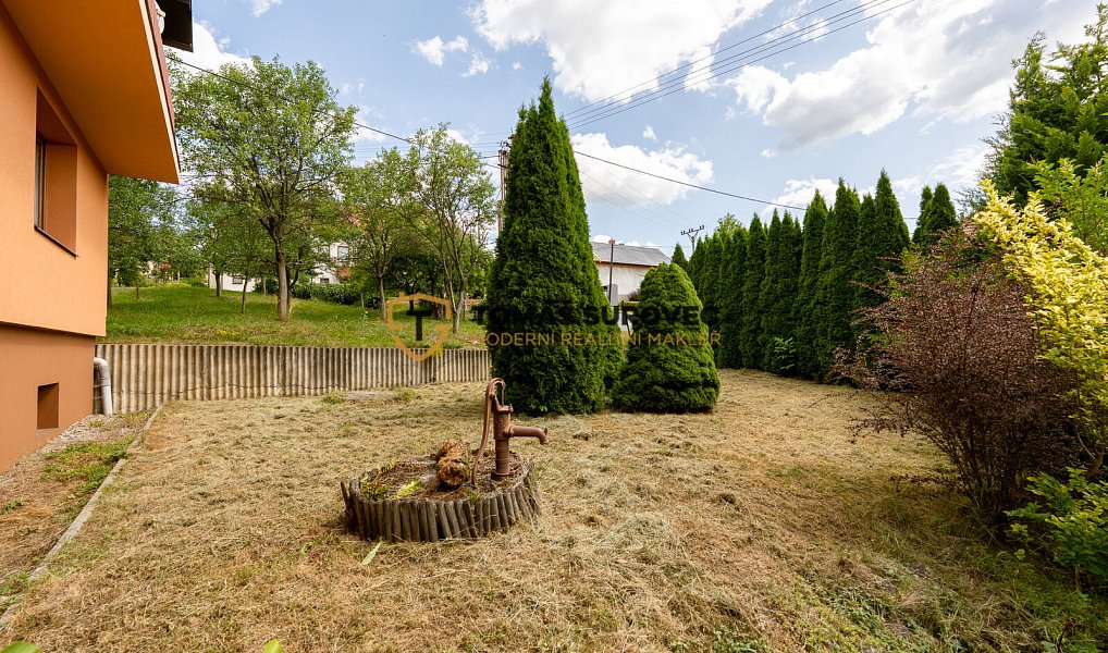 Prodej domu 265 m² s pozemkem 977 m², Tichov – náhled fotky 22