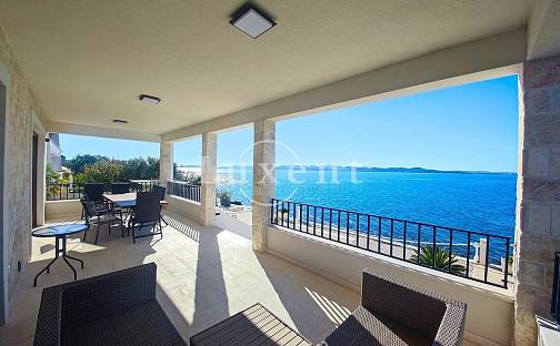 Prodej domu 446 m² s pozemkem 700 m², Zadar, Chorvatsko