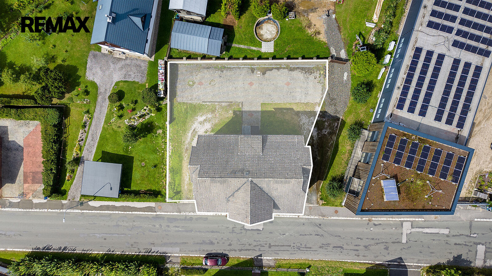 Prodej nájemního domu, činžáku 700 m² – fotografie 4