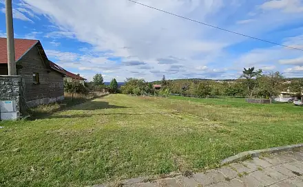 Prodej stavebního pozemku 639 m², Dolny, Omice, okres Brno-venkov