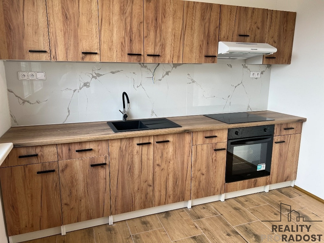 Prodej bytu 1+1 33 m² — photo 2