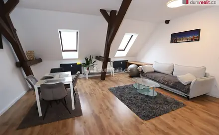 Prodej bytu 3+1 87 m², Svatopluka Čecha, Cheb