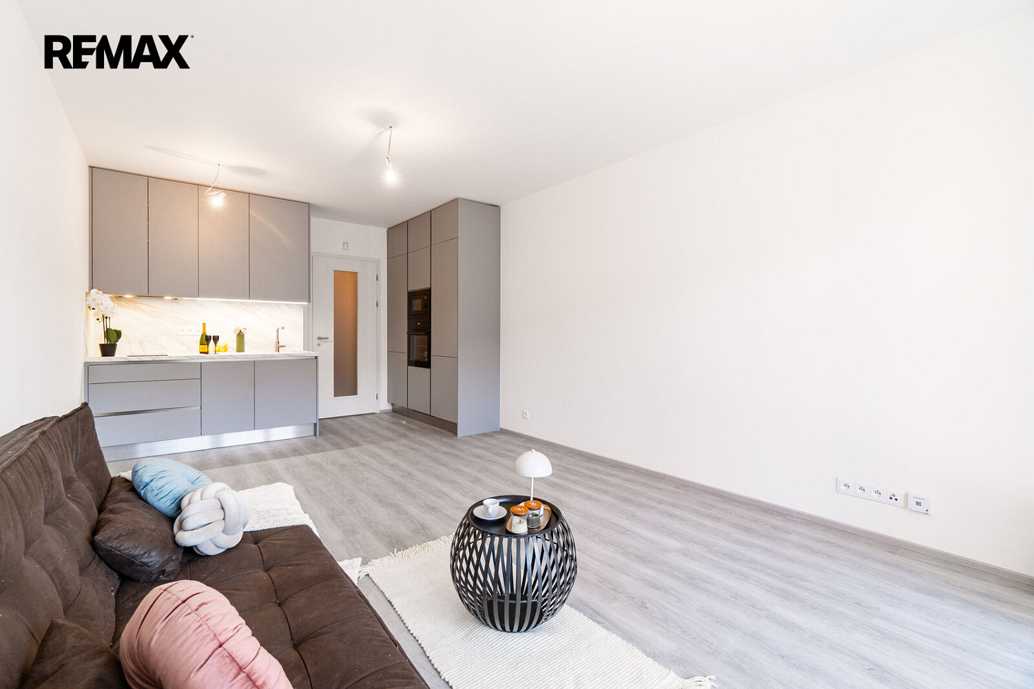 Prodej bytu 1+kk 34 m² – fotografie 2