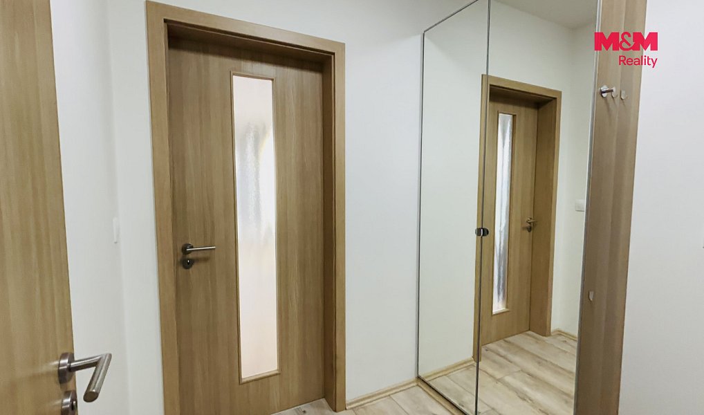 Pronájem bytu 1+kk 42 m², Praha – náhled fotky 8