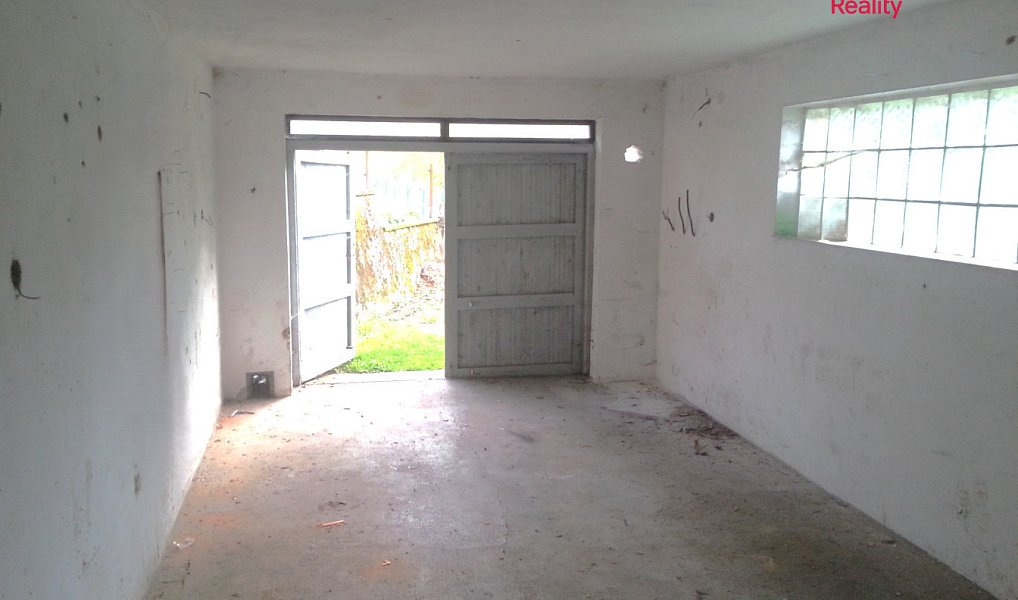 Prodej domu 218 m² s pozemkem 218 m², Břasy – náhled fotky 7