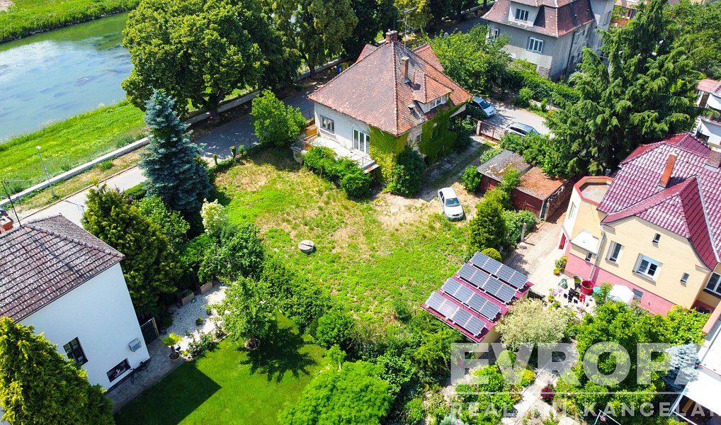 Prodej domu 300 m² s pozemkem 826 m², Břeclav – náhled fotky 9