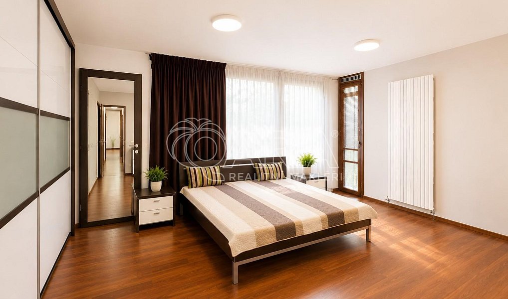 Prodej bytu 4+1 164 m², Praha – náhled fotky 19