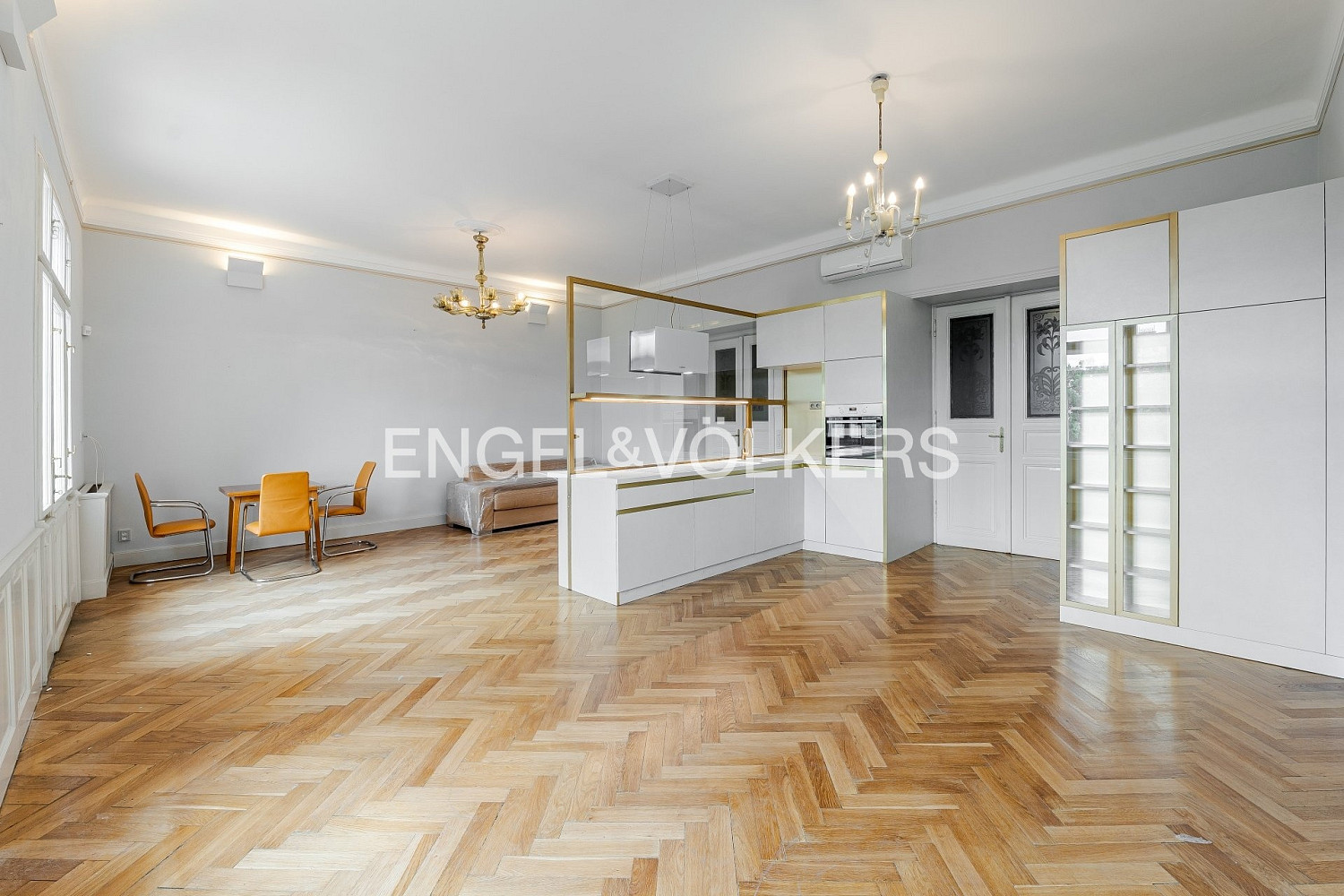 Appartament ta' 2 kamra, 118 m²