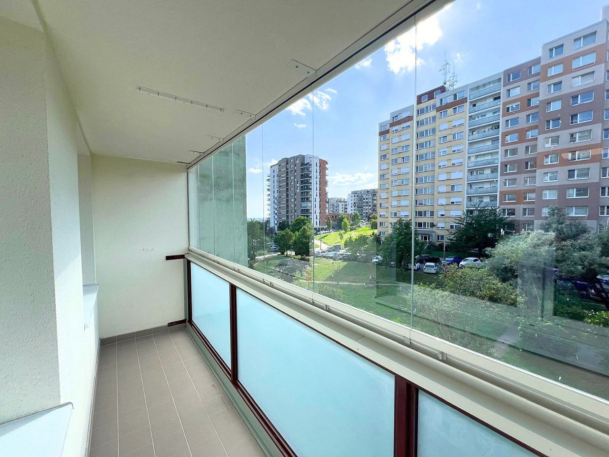 Pronájem bytu 3+kk 72 m² – fotografie 5
