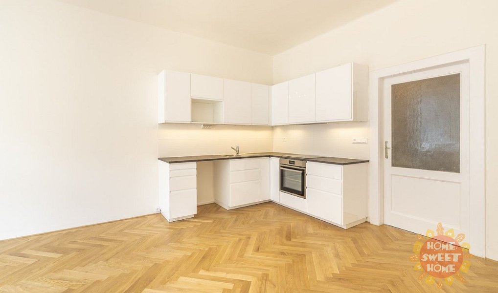 Pronájem bytu 2+kk 58 m², Praha – náhled fotky 3
