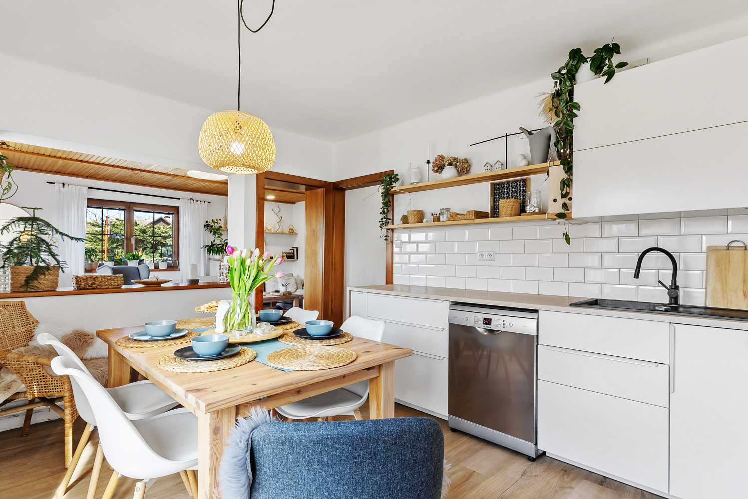 Prodej domu 280 m² s pozemkem 1 314 m² — photo 2