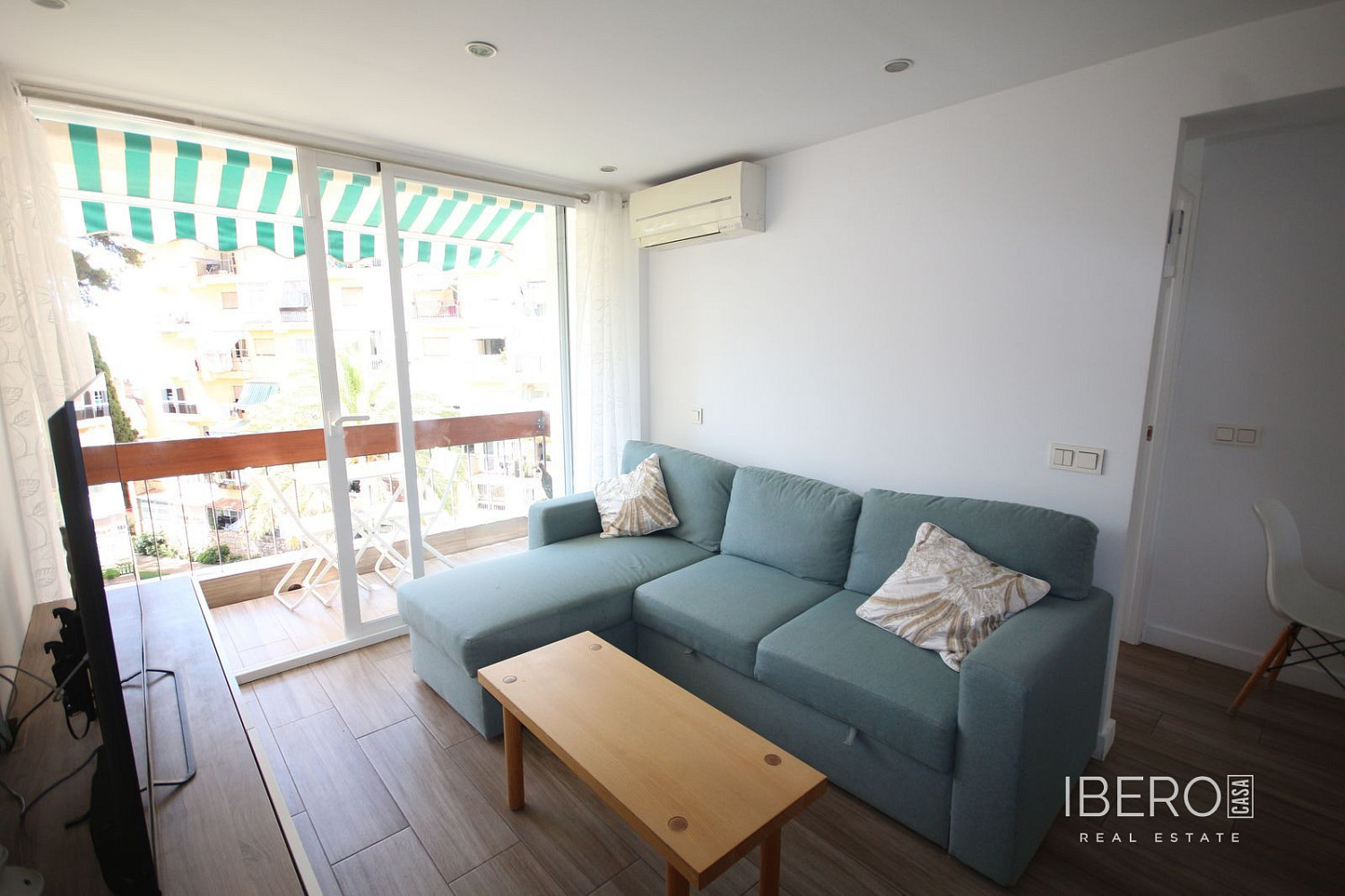 Prodej bytu 2+kk 45 m² – pohled 3