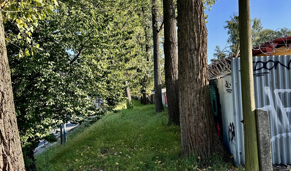 Prodej stavebního pozemku 1 972 m², Ostrava – náhled fotky 7