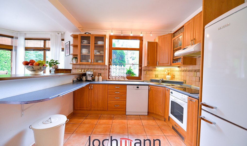 Prodej domu 320 m² s pozemkem 1 393 m², Moravany – náhled fotky 9