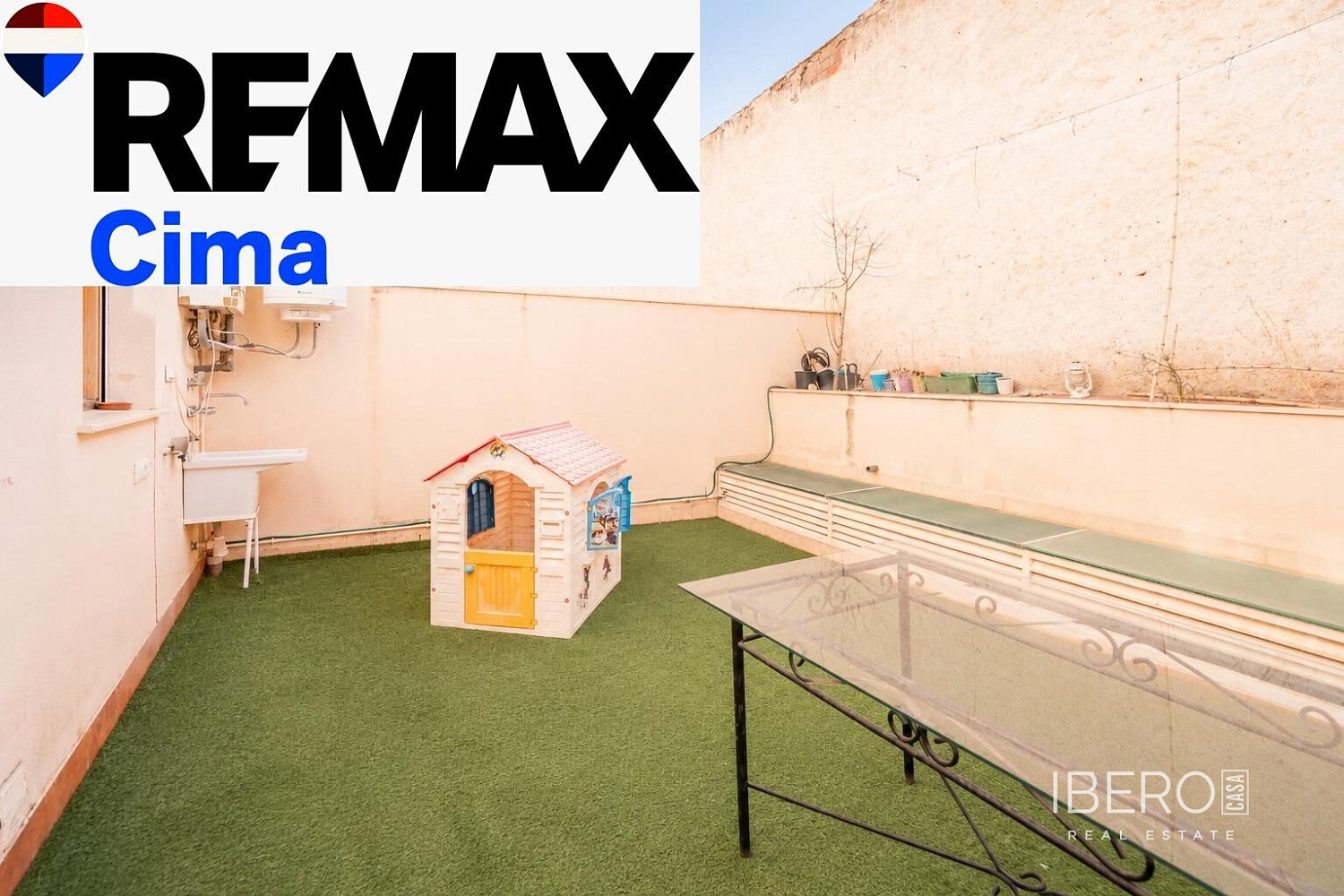 Casa 4+kk – Baza, Barrio de la Huerta del Pino - Més