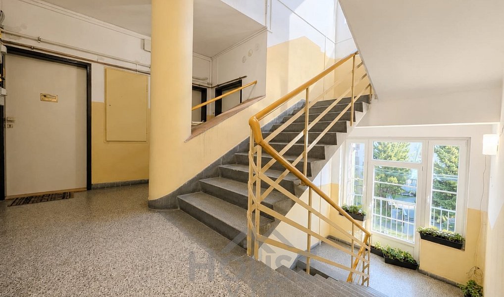 Prodej bytu 2+1 81 m², Praha – náhled fotky 33