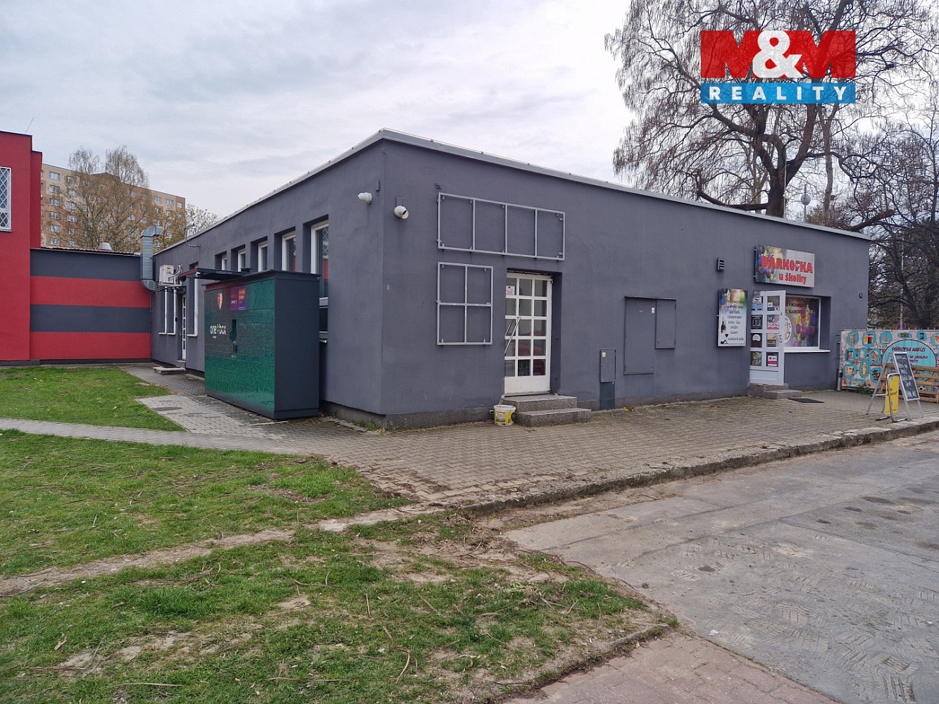 Pronájem obchodních prostor 66 m² — photo 2