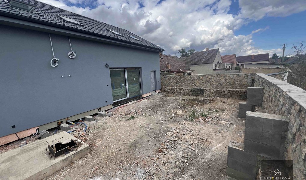 Prodej domu 146 m² s pozemkem 70 m², Vysoký Újezd – náhled fotky 13