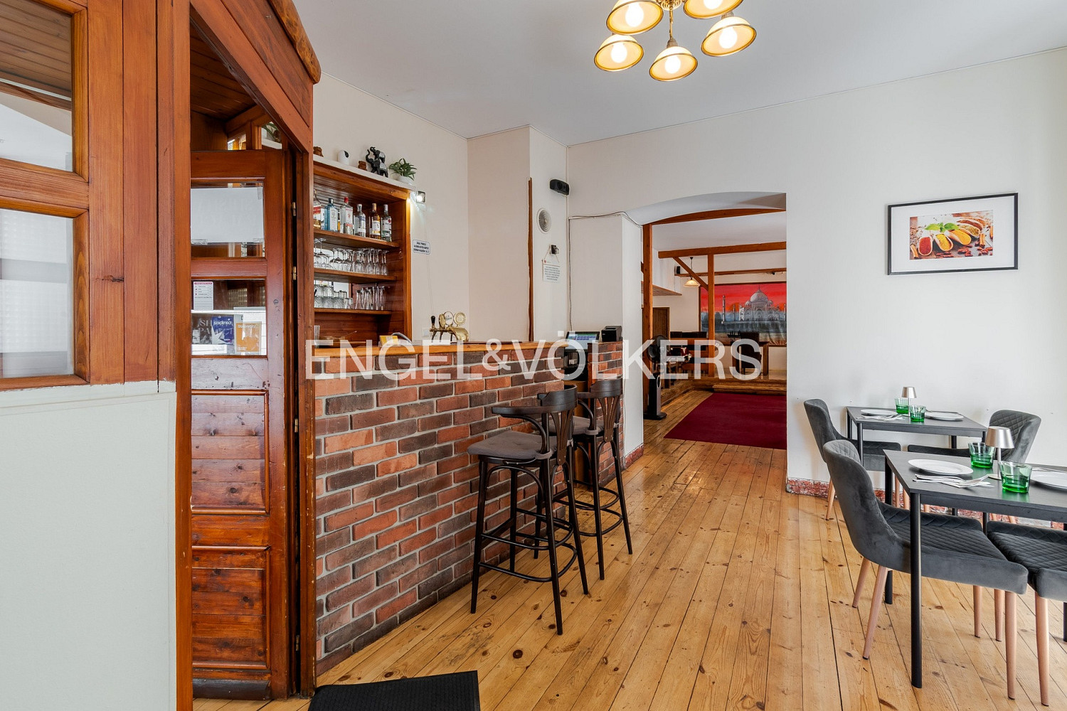 Prodej restaurace 328 m² – fotografie 4