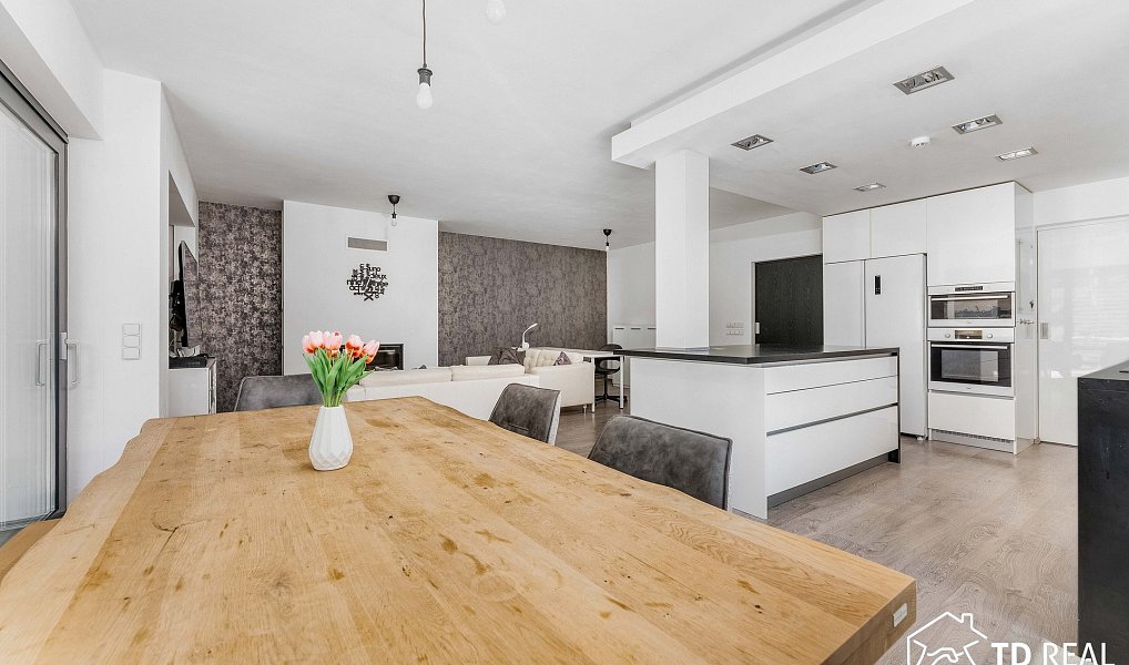 Prodej domu 228 m² s pozemkem 380 m², Brno – náhled fotky 11
