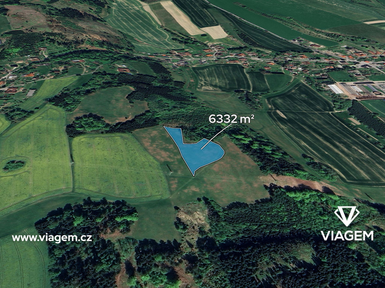 Prodej pole 1 055 m²