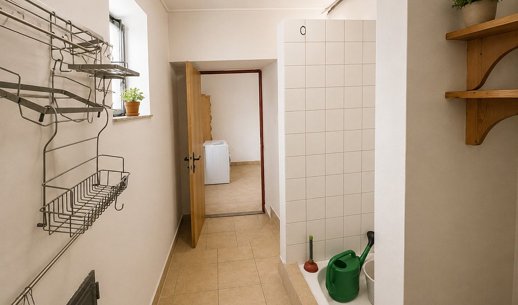 Prodej domu 200 m² s pozemkem 358 m², Velhartice – náhled fotky 12