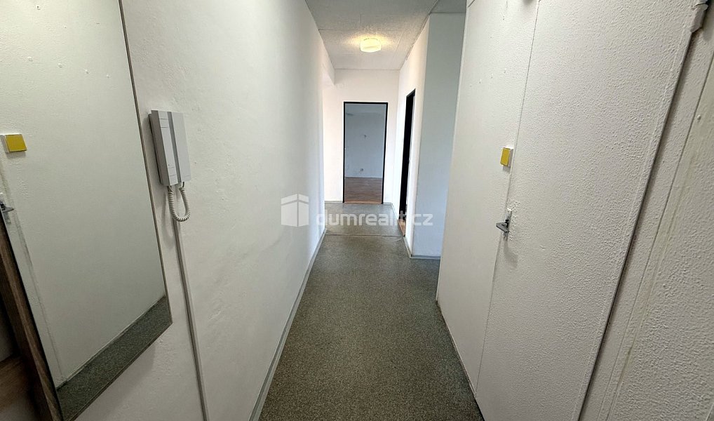 Prodej bytu 3+1 80 m², Uherský Ostroh – náhled fotky 13
