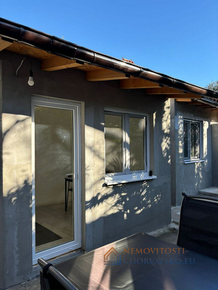 Prodej domu 84 m² s pozemkem 272 m² - Widok 4