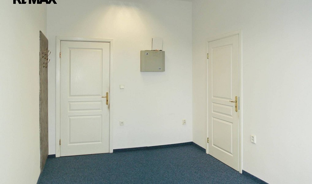 Pronájem kanceláře 13 m², Broumov – náhled fotky 2
