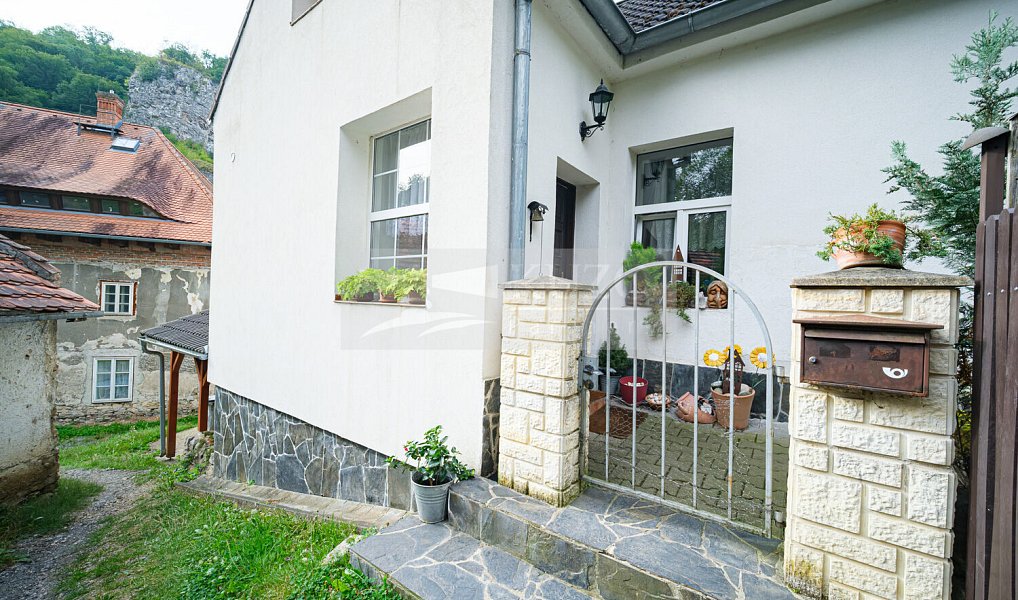 Prodej domu 102 m² s pozemkem 346 m², Svatý Jan pod Skalou – náhled fotky 2